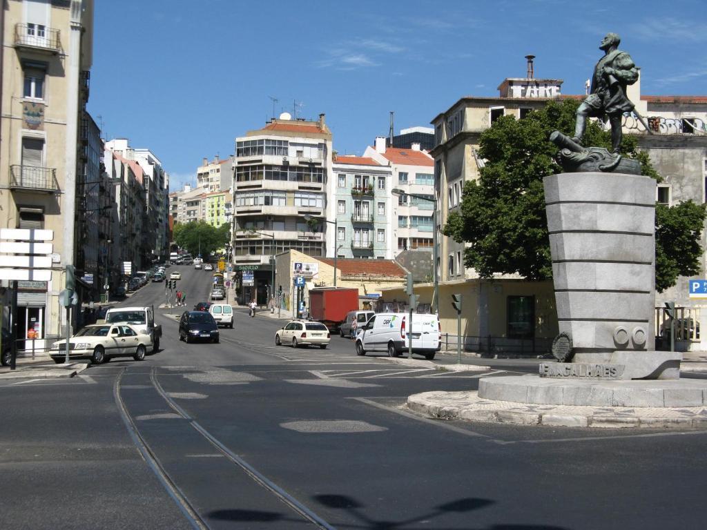 Residencial Nosso Lar Hotel Lisbon Exterior photo